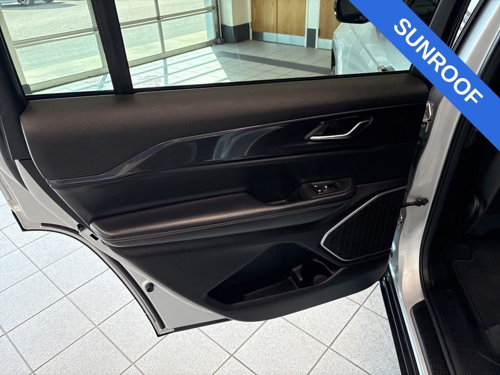 2021 Jeep Grand Cherokee L Altitude