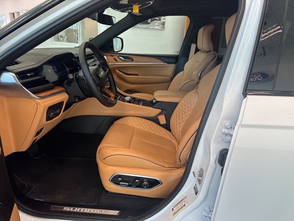 2024 Jeep Grand Cherokee L Summit
