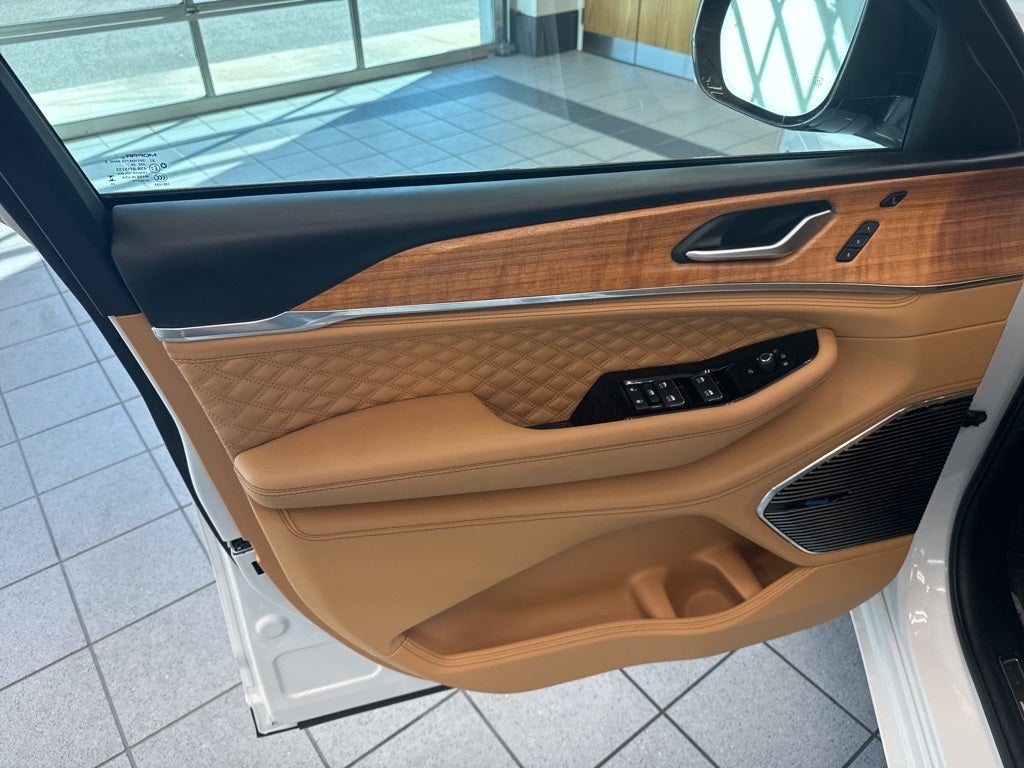 2024 Jeep Grand Cherokee L Summit