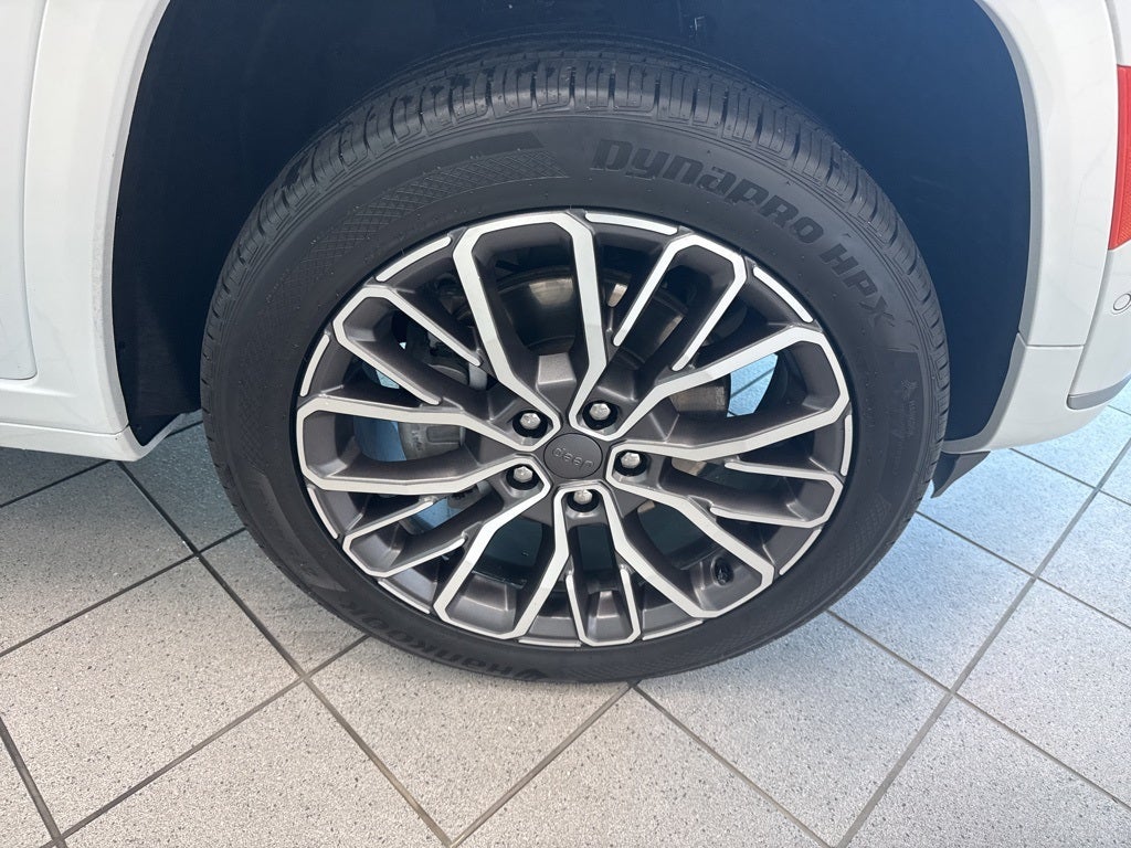 2024 Jeep Grand Cherokee L Summit