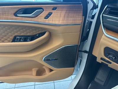 2024 Jeep Grand Cherokee L Summit