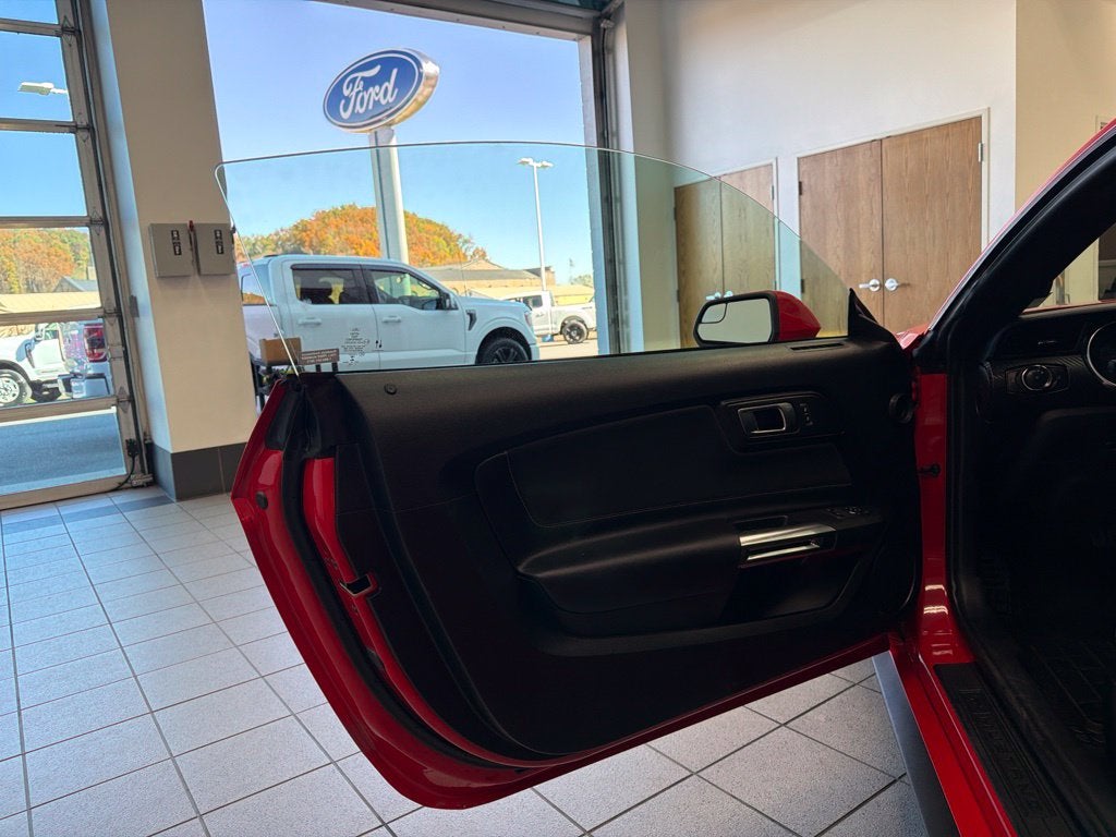 2020 Ford Mustang EcoBoost