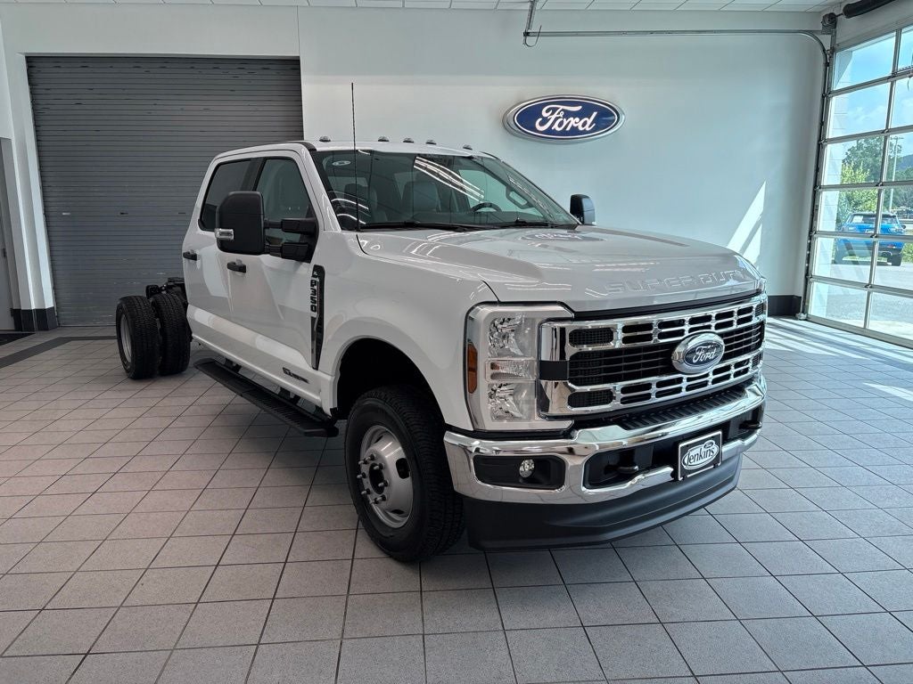 2026 Ford F-350SD DRW