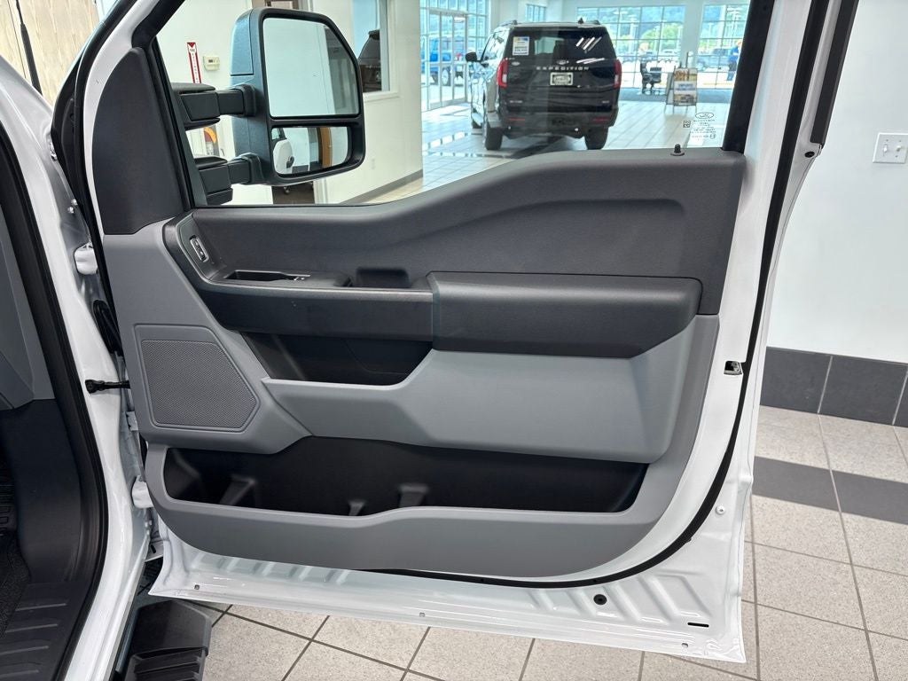 2026 Ford F-350SD DRW