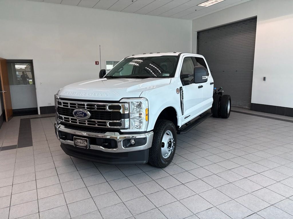 2026 Ford F-350SD DRW