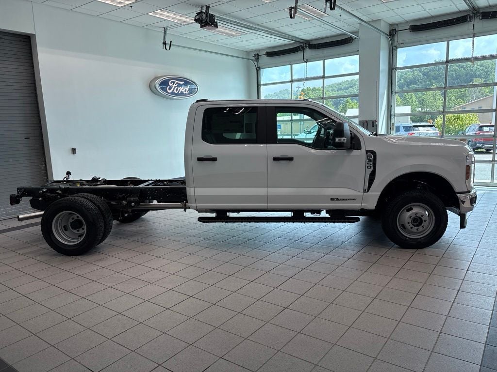 2026 Ford F-350SD DRW