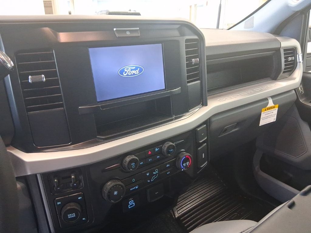 2026 Ford F-350SD DRW