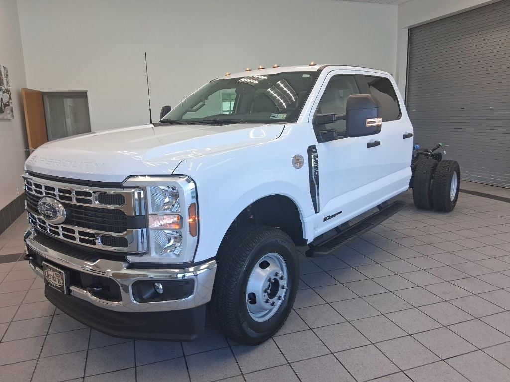 2026 Ford F-350SD DRW