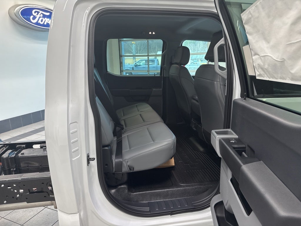 2026 Ford F-350SD DRW