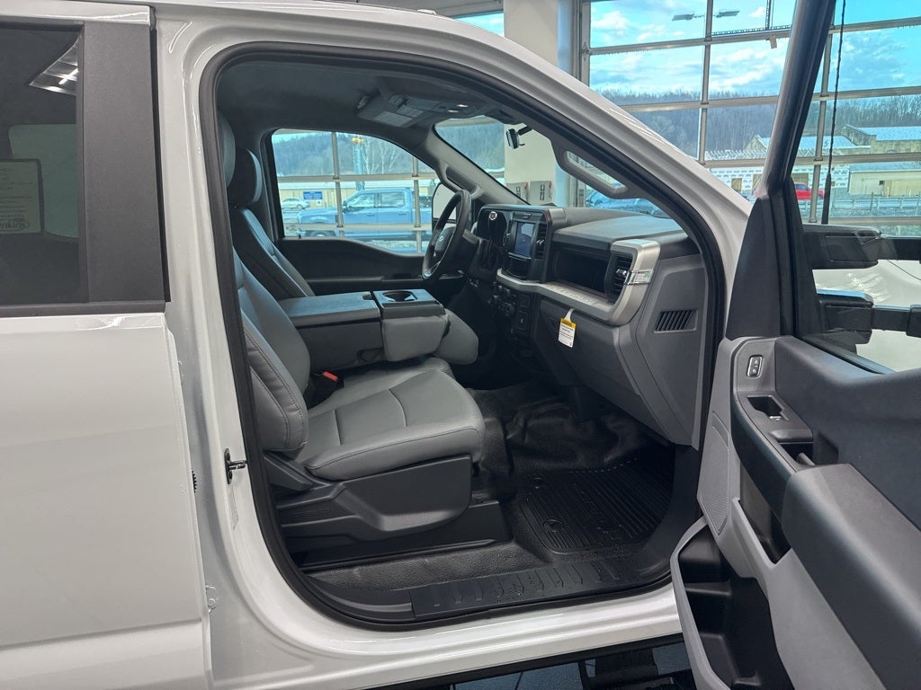 2026 Ford F-350SD DRW