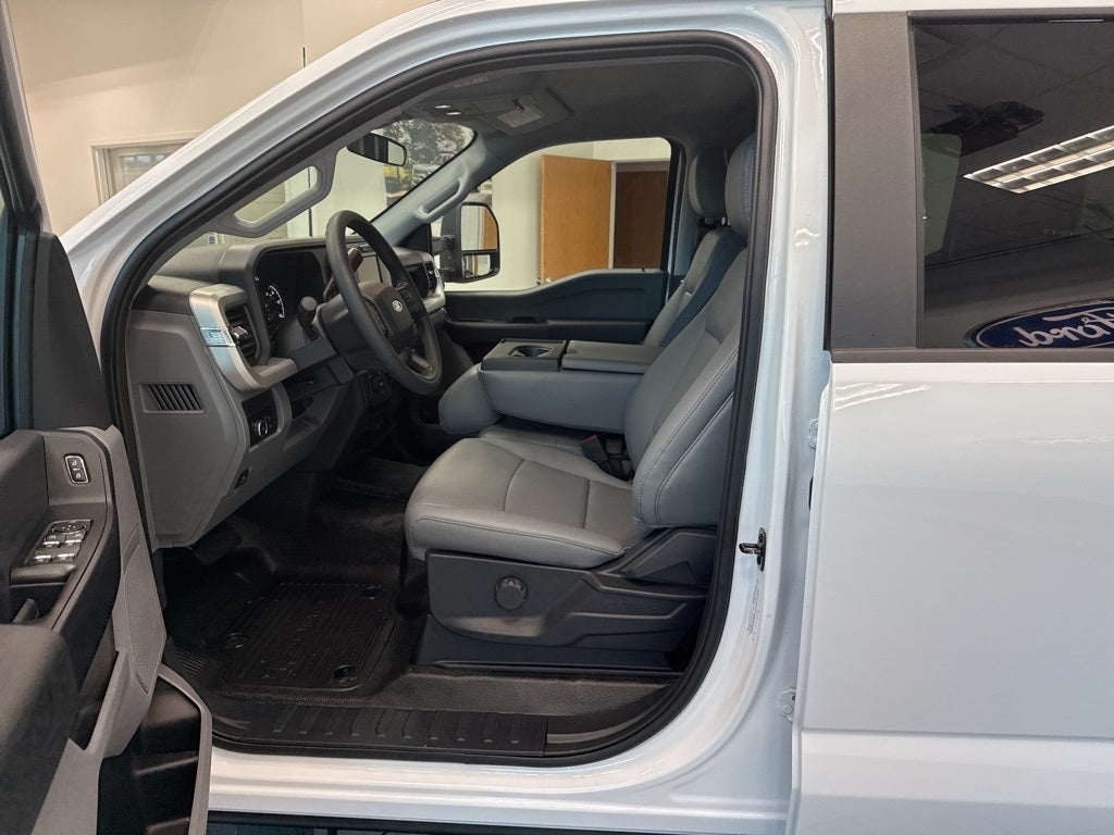 2026 Ford F-350SD DRW