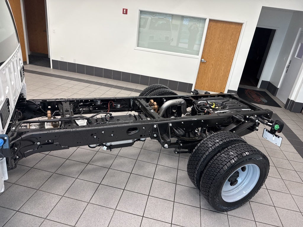 2026 Ford F-550SD DRW