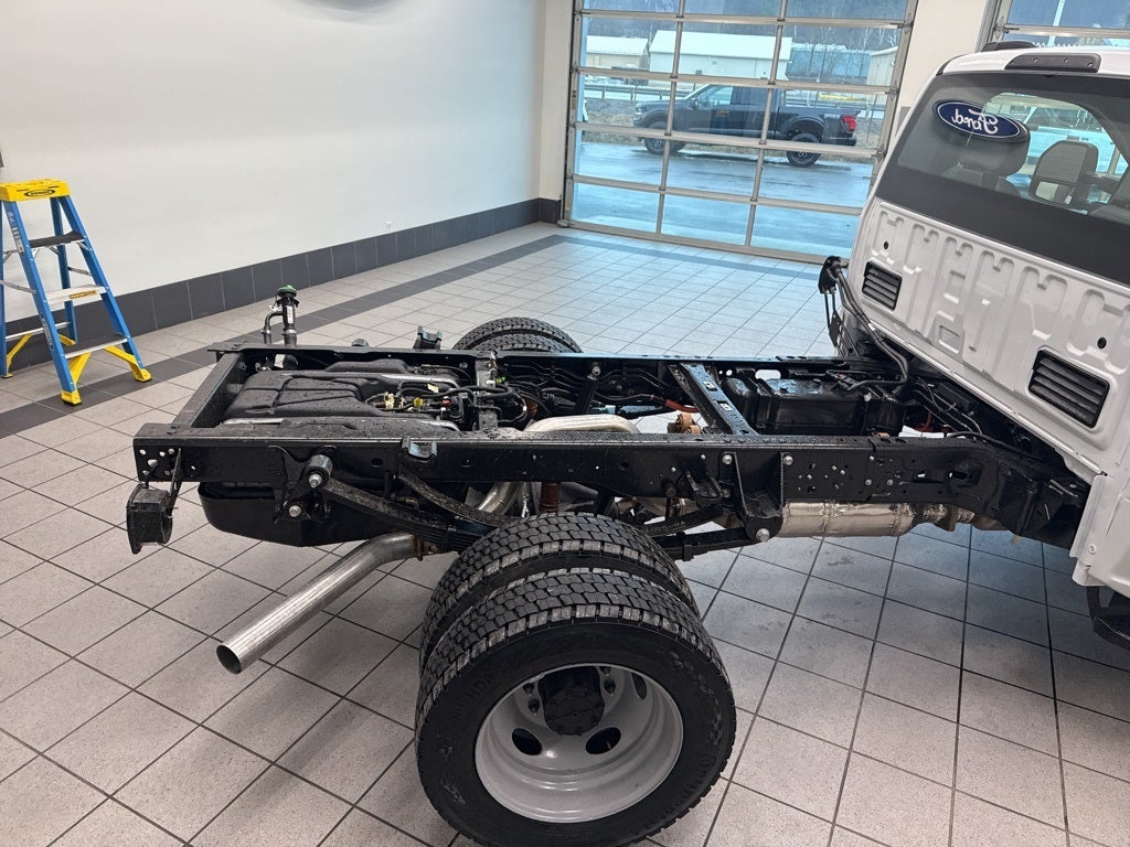 2026 Ford F-550SD DRW