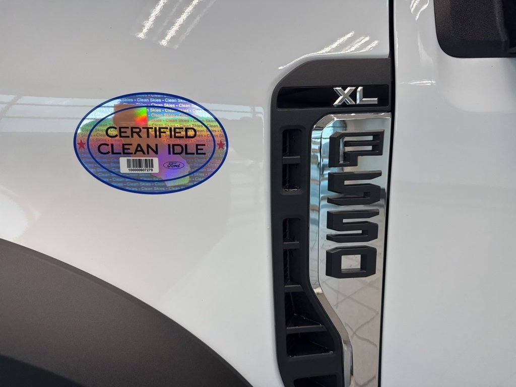 2026 Ford F-550SD DRW