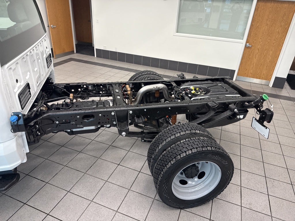 2026 Ford F-550SD DRW