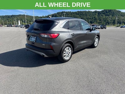 2020 Ford Escape SE