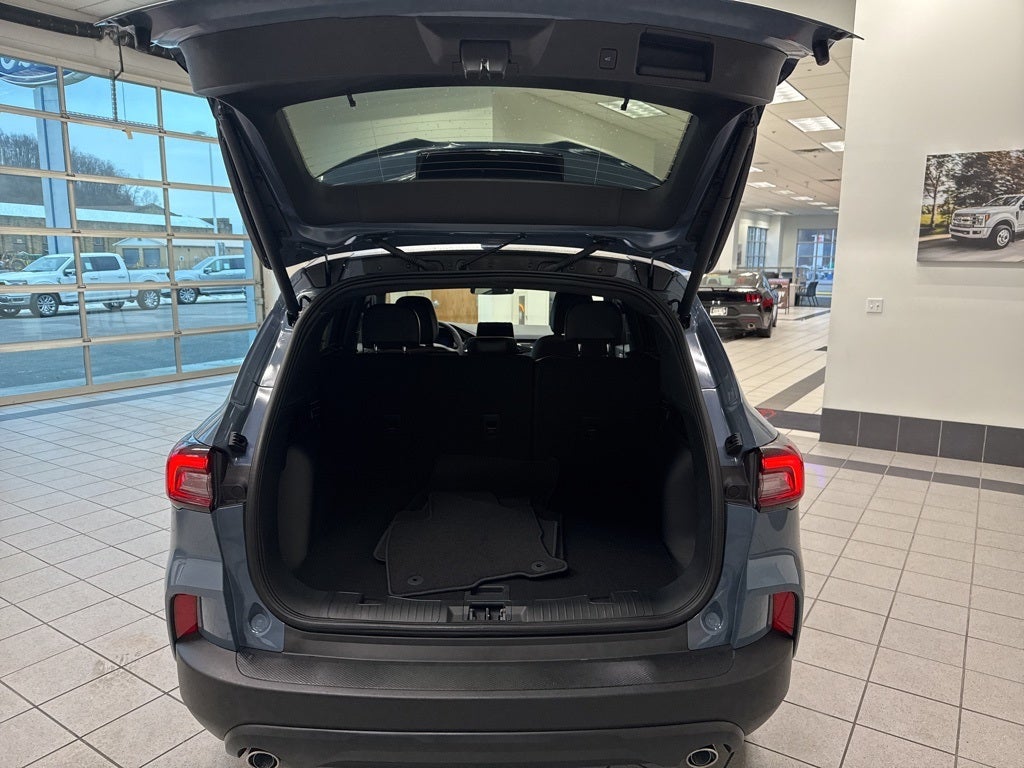 2026 Ford Escape Hybrid ST-Line Select