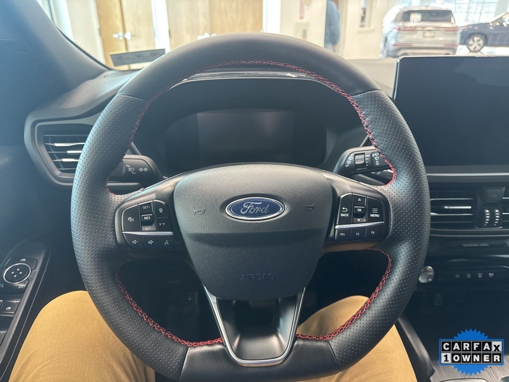 2025 Ford Escape Hybrid ST-Line Select