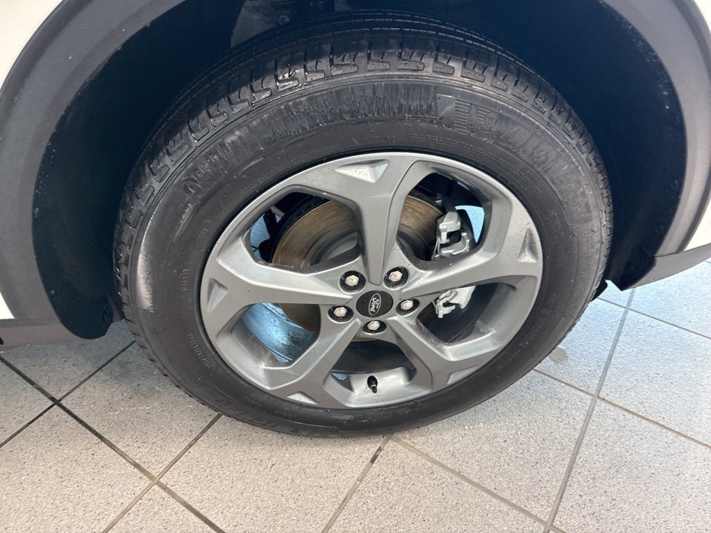 2026 Ford Escape Hybrid ST-Line Select