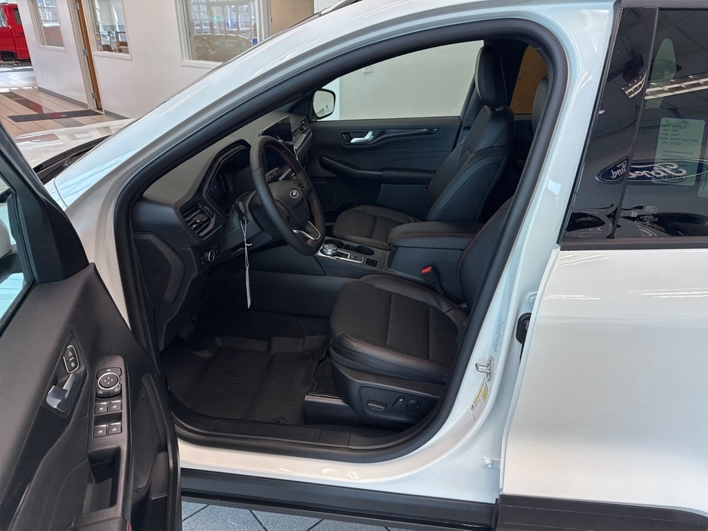 2026 Ford Escape Hybrid ST-Line Select