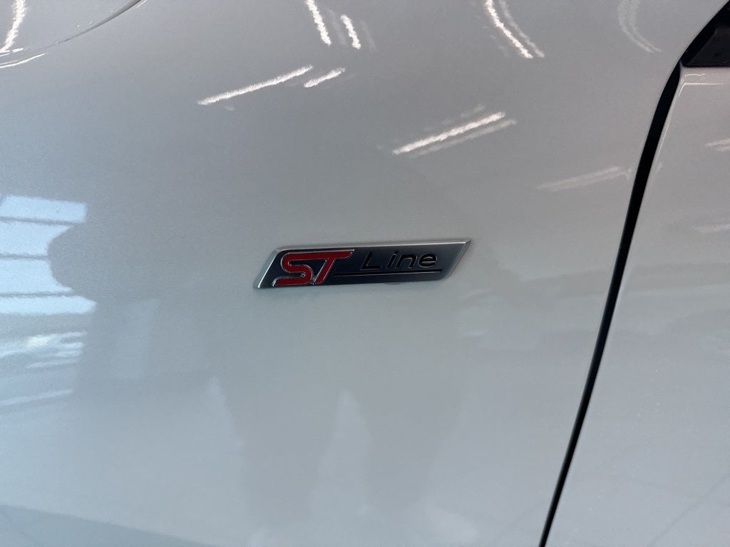 2026 Ford Escape Hybrid ST-Line Select