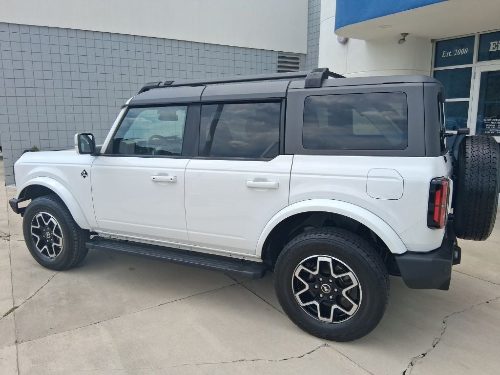 2024 Ford Bronco Outer Banks