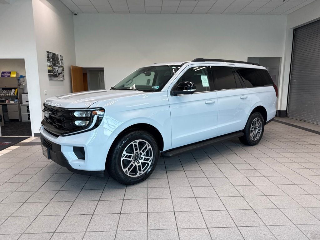 2026 Ford Expedition Max Active