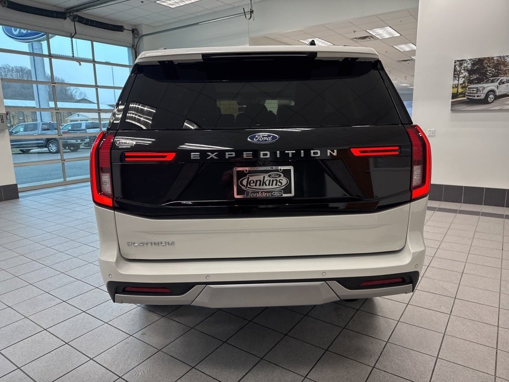 2025 Ford Expedition Platinum