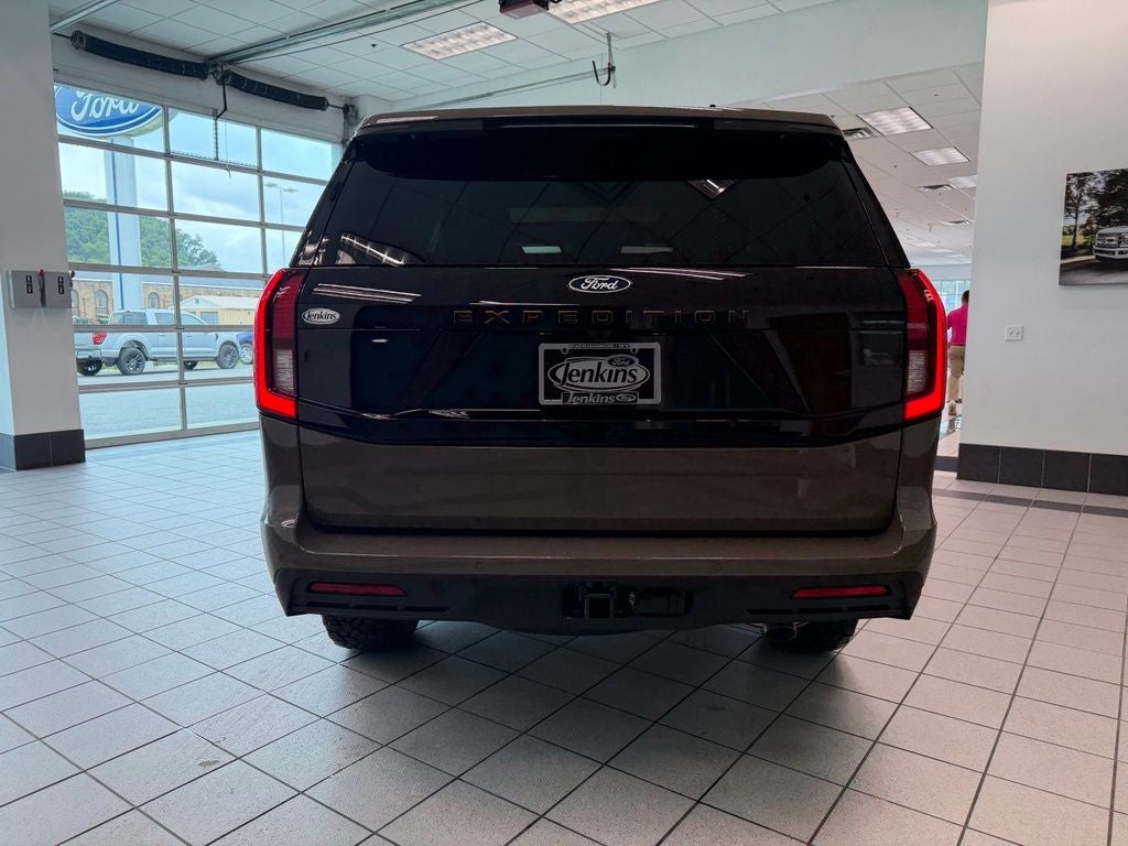 2027 Ford Expedition Tremor