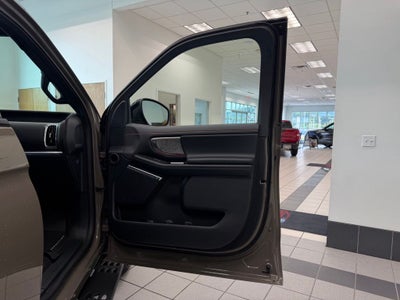 2027 Ford Expedition Tremor
