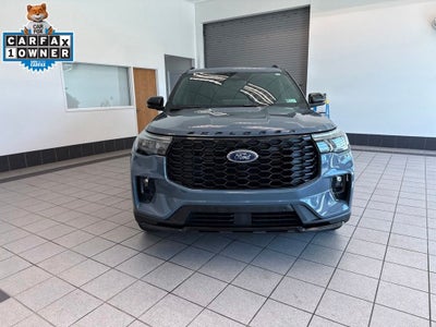 2025 Ford Explorer ST-Line