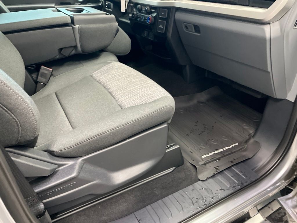 2027 Ford F-250SD XLT