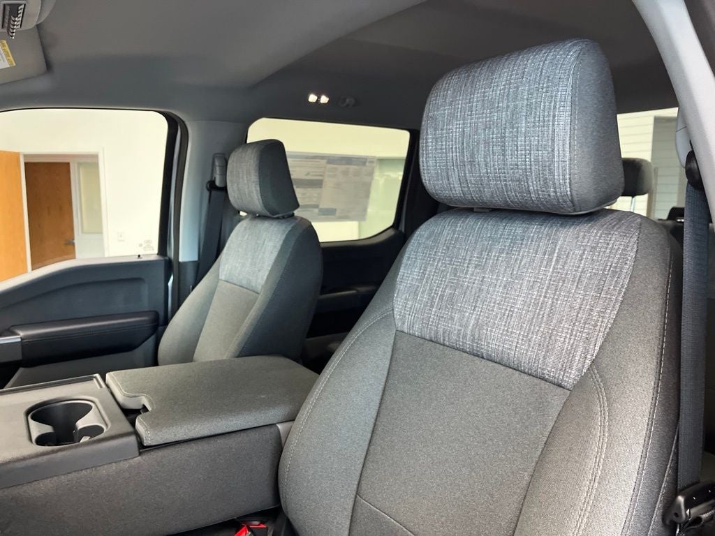 2027 Ford F-250SD XLT
