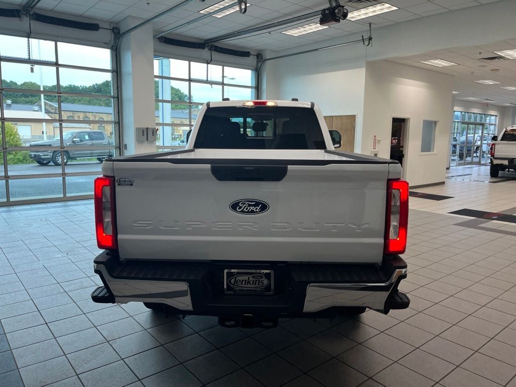 2027 Ford F-250SD XL