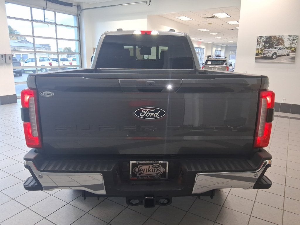 2027 Ford F-250SD Lariat