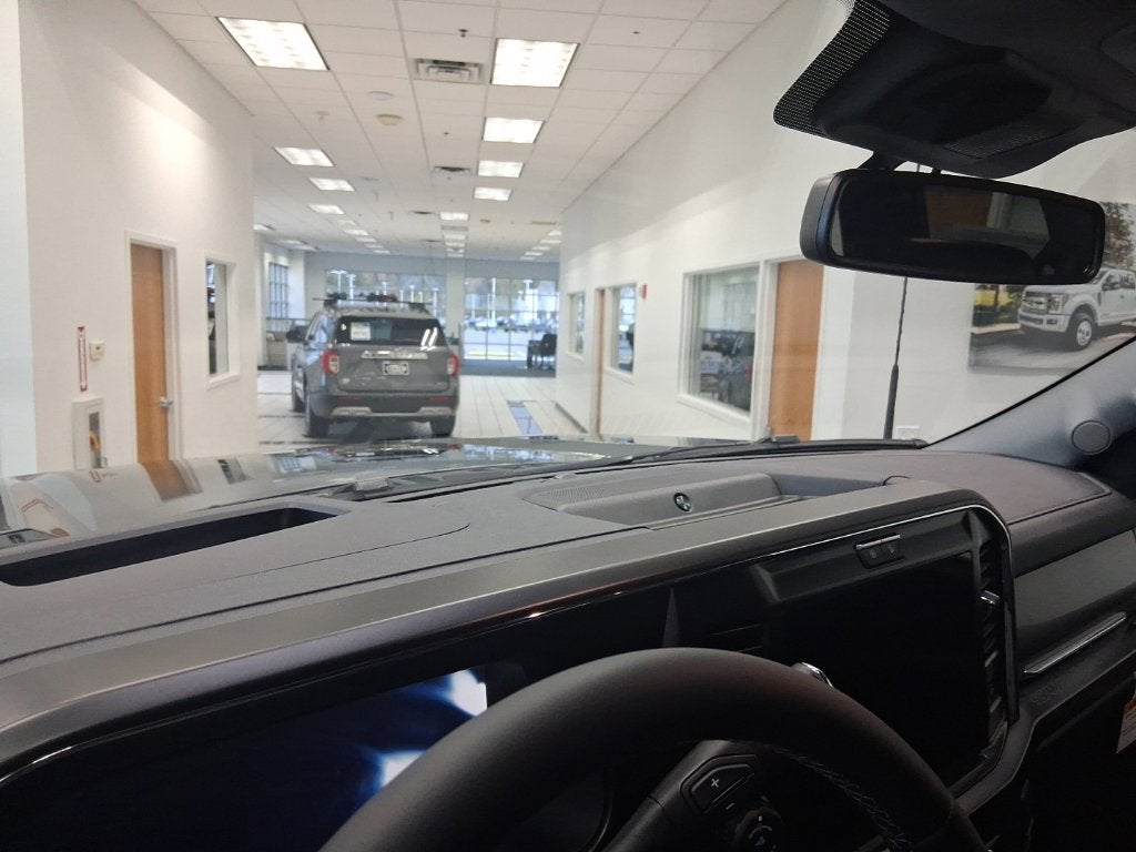 2027 Ford F-250SD Lariat