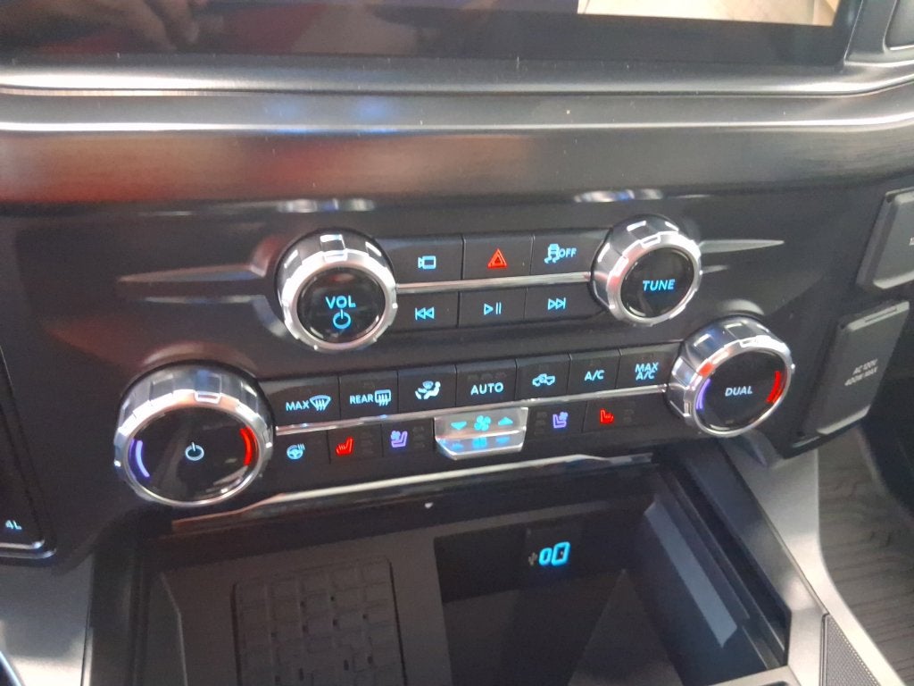 2027 Ford F-250SD Lariat