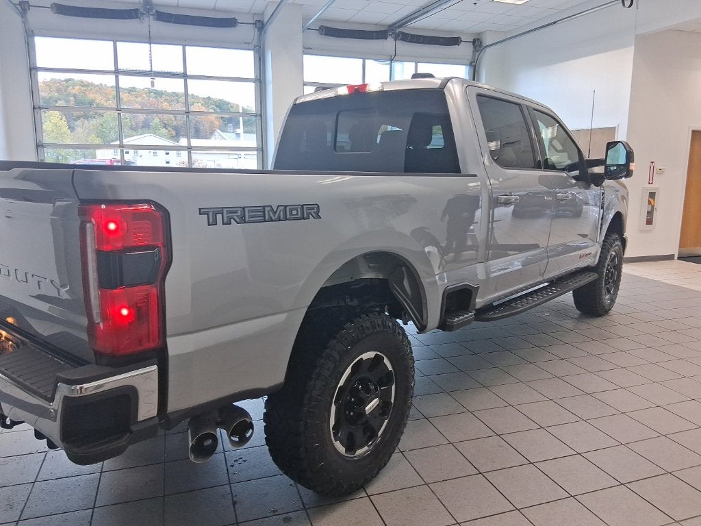 2027 Ford F-250SD Lariat