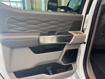 2027 Ford F-250SD Platinum