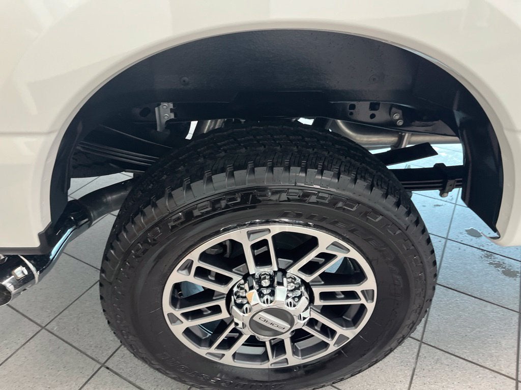 2027 Ford F-250SD Platinum