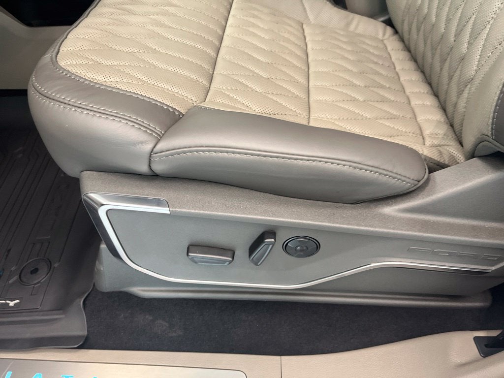 2027 Ford F-250SD Platinum