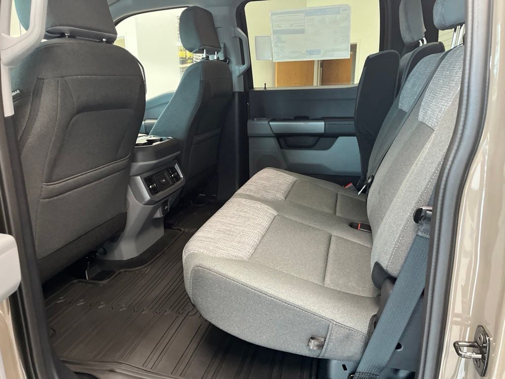 2027 Ford F-250SD XLT