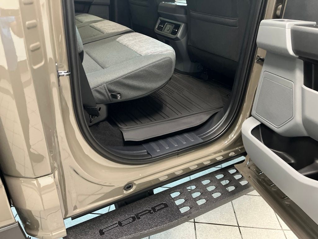 2027 Ford F-250SD XLT