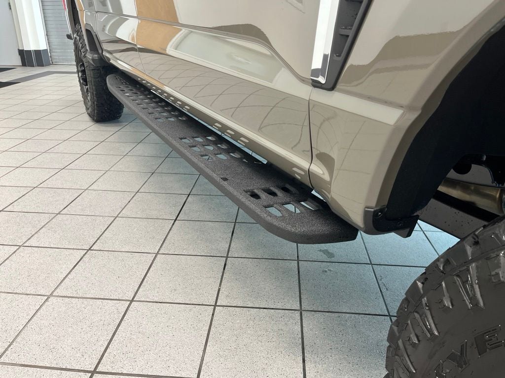 2027 Ford F-250SD XLT