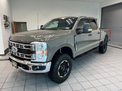 2027 Ford F-250SD XLT