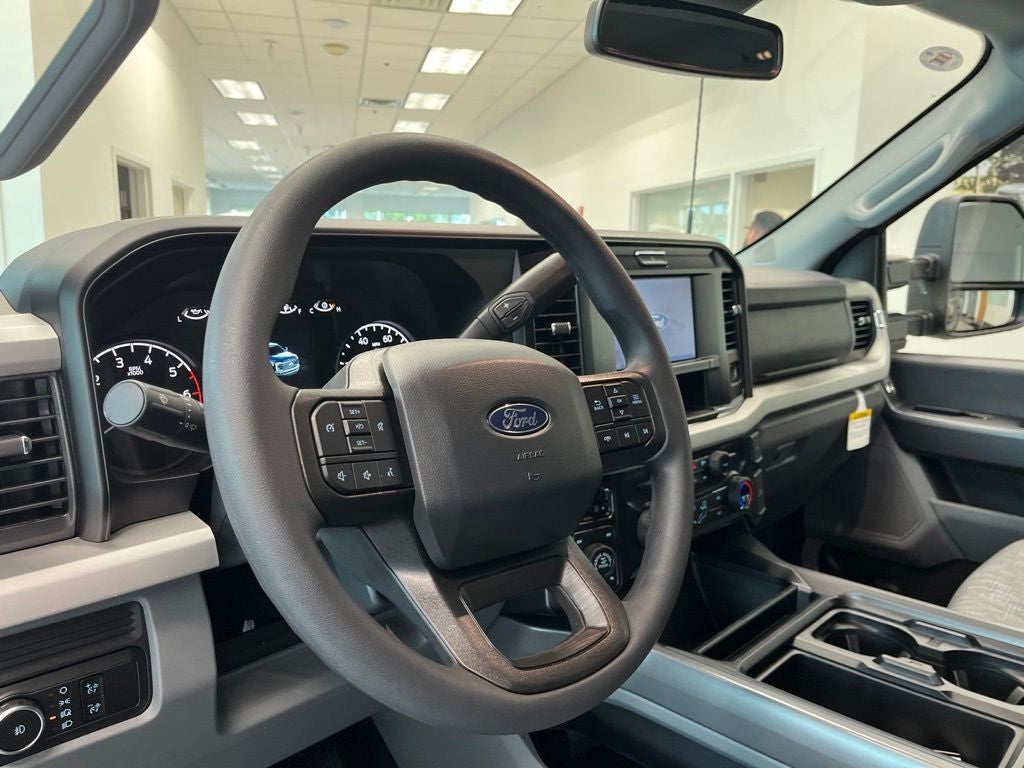 2027 Ford F-250SD XLT