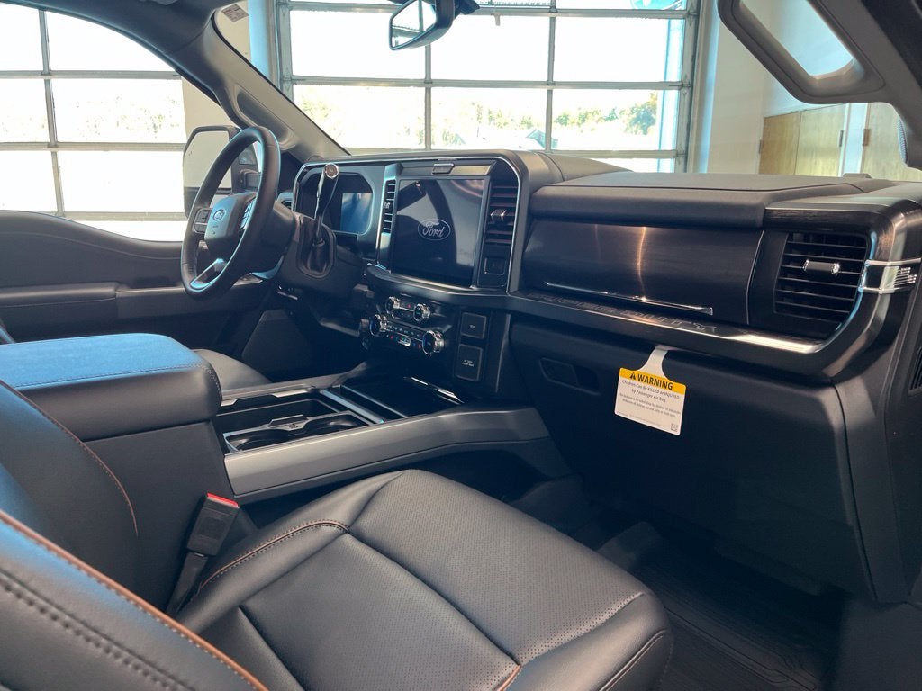 2027 Ford F-250SD F-250® Lariat®