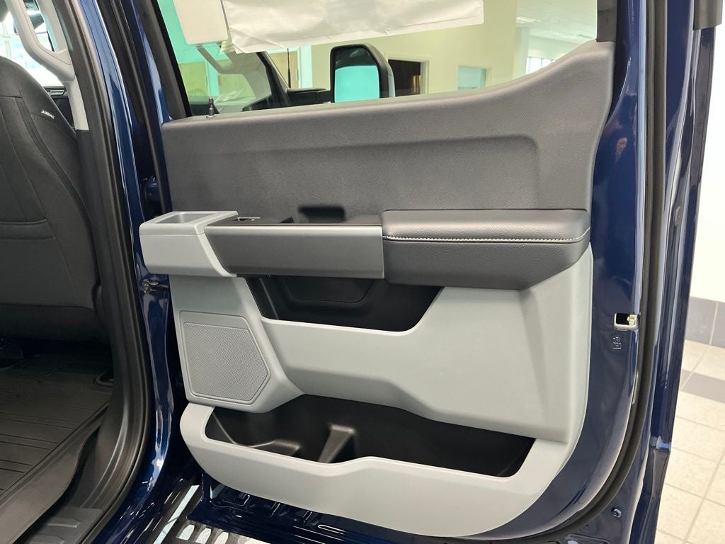 2027 Ford F-250SD XLT