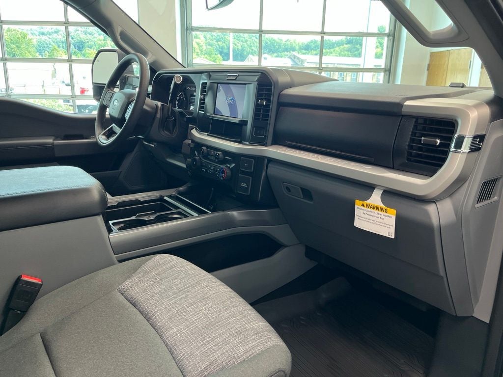 2027 Ford F-250SD XLT