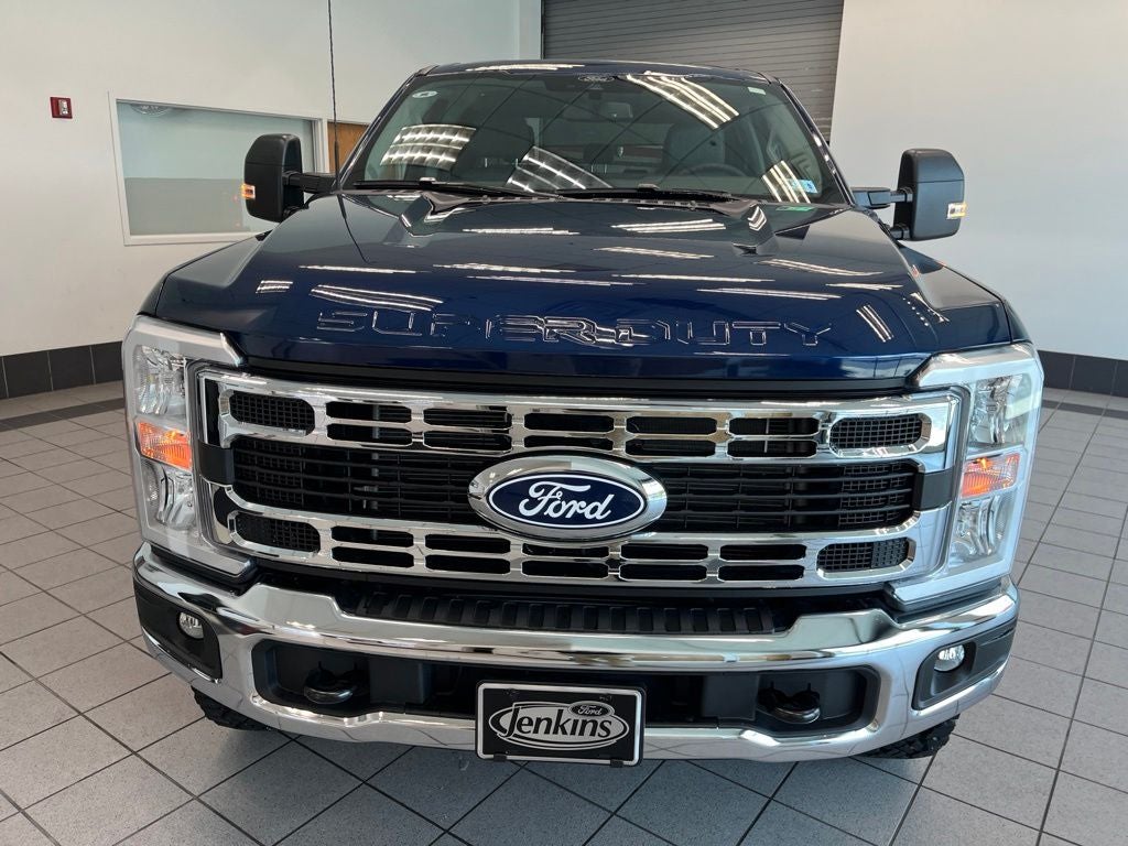 2027 Ford F-250SD XLT